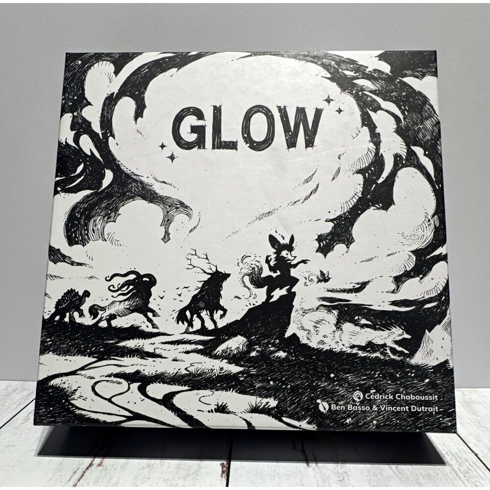 Bombyx Glow Fantasy Board Game 2-4P Ages 10+ 2022 As d'Or Award-Complete